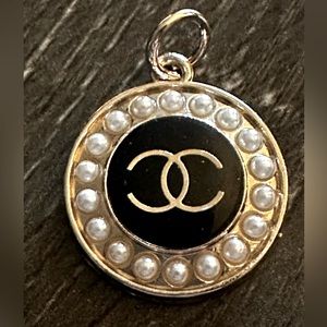 Chanel Zipper Pull